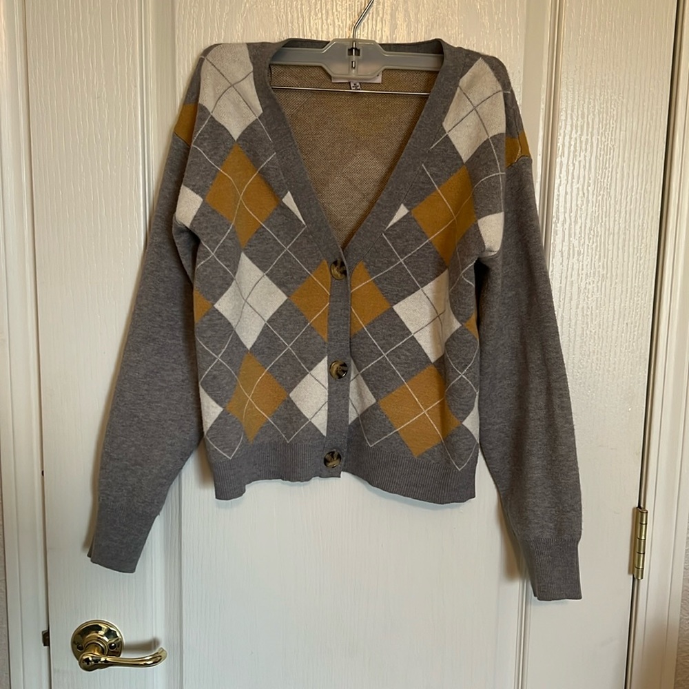 Willow and wind button down cardigan